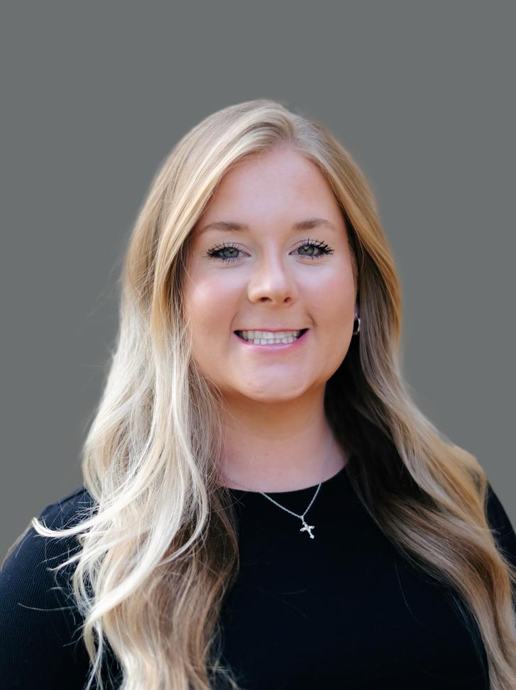 Headshot of Alexis Pettersen