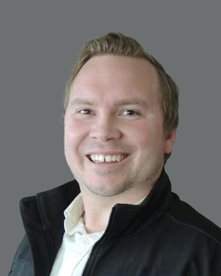 Headshot of Brett Bennett