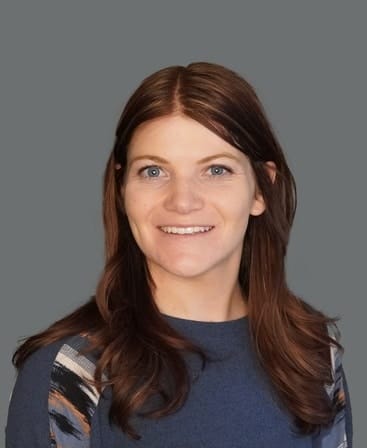 Erin McMullin Headshot