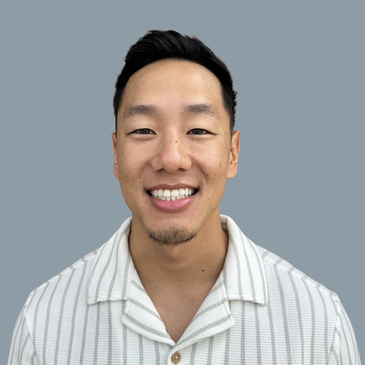 Headshot of Jerry Wu