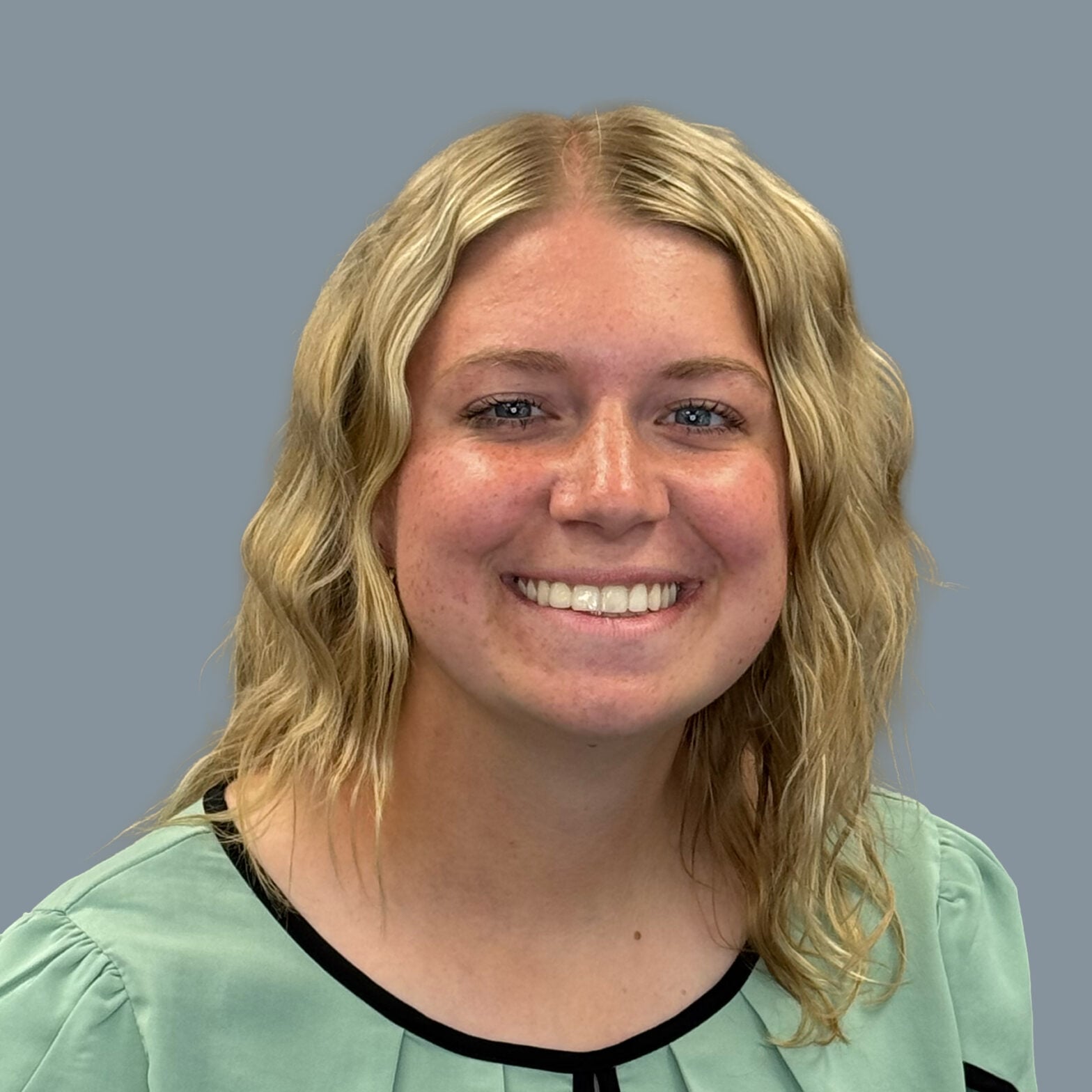 Headshot of Lindsey Davis