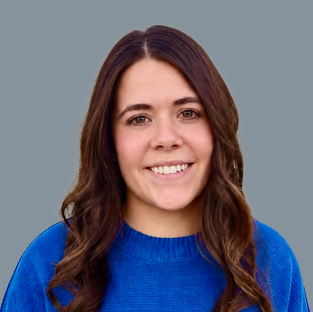 Maggie Moser Headshot