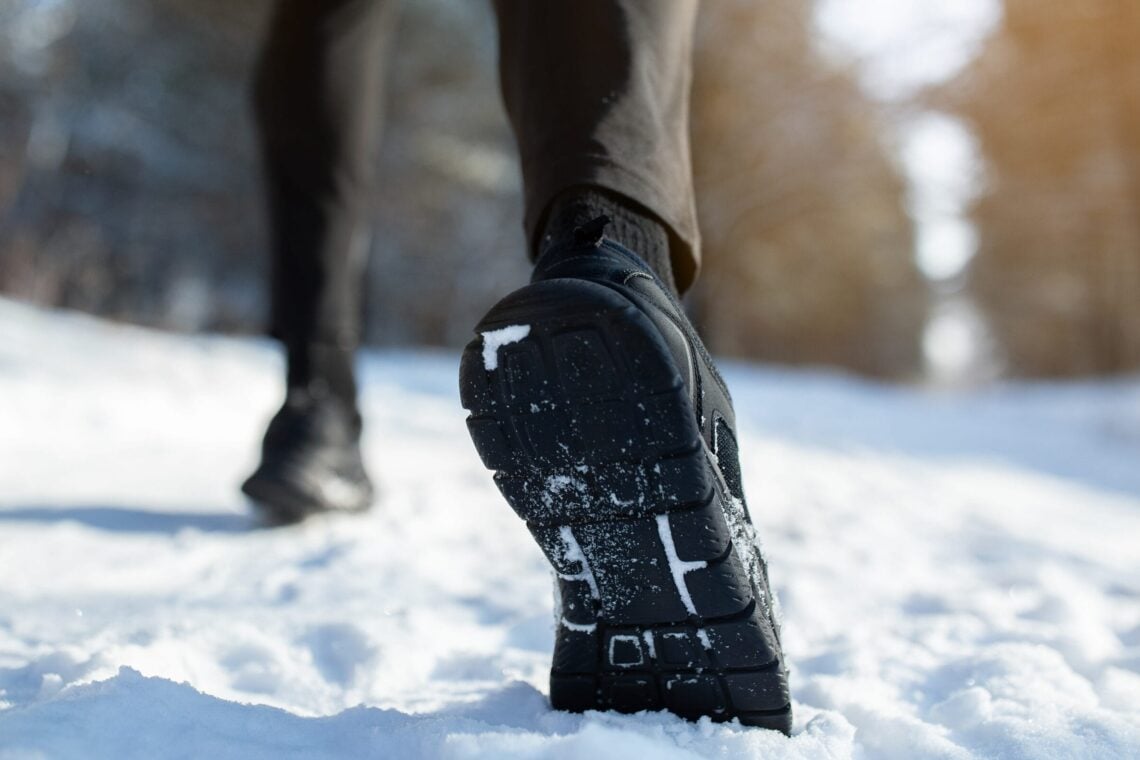 Cropped view of sportsman jogging on snowy road in winter, closeup of feet in sneakers, copy space. Unrecognizable athlete running outside in frosty weather. Outdoor activities concept SSUCv3H4sIAAAAAAAACoxWy27sNgzdF7j/MPC6g+rhZ//hAhftsuhClmmPGo1kSHLSNMi/l7bHiS3NxWRnU0eHInVE8u3bL6dT1gqvZPb76W3+w3+l9eSDE0FZg2by683uwHTg9pZnx0uyN0CngnVK6L2xFUFejLgCGs2k9Wx+XxYzH0SYPPidd3+ZQgDng5VPaKYbC2Xc9bNht12KAAP6OxBs4fy1/p+2hWURd+BS9gPsqCG7ca9+p3Ze+Q4m26yrl59Q/DlaF/xvf4B0sKbqHpvyErQWBuzkP3nXj7+30MQARr7OIbzvgnOgQay5uYWSAanzjjJyhorwcw59d26gb88M6kKUtci7ul+8rNTZ0wtm8rpPzlWYfWqypiwKmkXneVEG9x1wJasbEuP8nIIjjBQ8oXOTMcoMRyDNeRUDpdVdREdYgvrHDkNKx3md+AWvUGBGwhFb0pLHWJS7Sg5Z50WRsHowykbJqViZRA3/gpPKx75ZnjAKGdTzV3DhoiEcgU3OWRMDexUMeP+Y8cW6JzuFx0Bk/ALIYsYjHKd5GeOG6fWxBv3F7qW/iqFJfF5A6HA58pUl4fw+8DEO1fVYWT3AMc6KEVqze2RD/JDu8WlQfnLHm6WofZakRasec/yKtSt6doTF0KuIUHOekzd8xQIceZ7lnOBQJp21Lr6Sok6OOAr3FL91ViQoLPFLe9nhipokKXQier6UFEWeFAVv7EukPFIlD8N9FuvHqZbaepjGKOCKJqzS2XGEqHIxnmoLC+HjIuix6MeJYXVaBueqmmjrHt/Sp75Qpa2Ii29BErbJYA7tYNR/oo3kRQmnqRr86LCbHIB5wTlJlQ3D8ZQVyxlPm85cqXWUHpRE2kvG15MfY/XUdVF/BLVrtmLqlN31yWcrhZ7Pw3cgDEWuPeLtZrHhstzBtk3ayQQ3l6OMoVA+YrN2vOWrR1r4KErCe9zRbfZvn74kjmD2unNlbFgKYrayZh3OPvMv5ayo8N7zMsdmwElZ3wDrbHXBFmiXE21nnEaNV73o9WOsSaaukrKm5Dnfxq/9ALauYZVYl/Yzy7JfdcvEcTOp2VHWdrJrup6eRdW155y3/NxKKc60oTnteihIPhew9/8BAAD//wMAAmxK9pIKAAA=