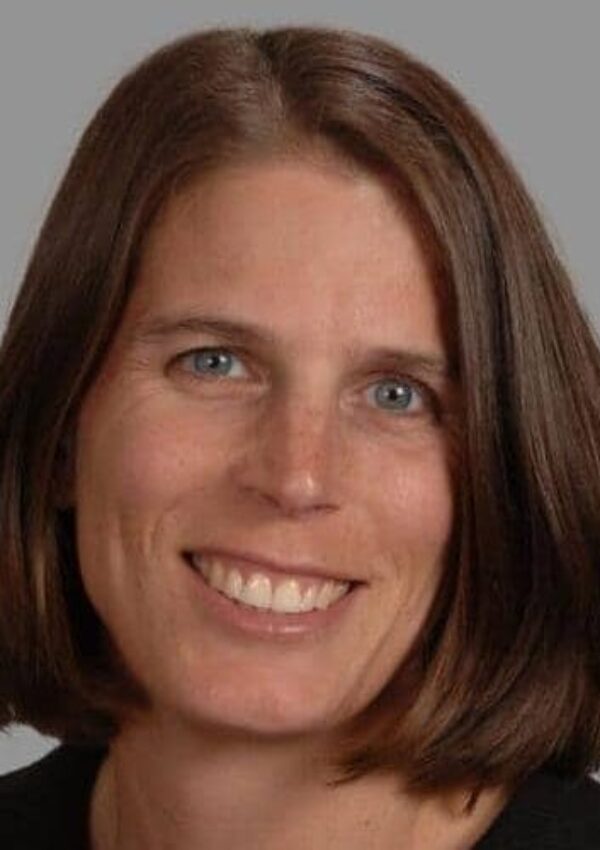 Headshot of Kim Peterson